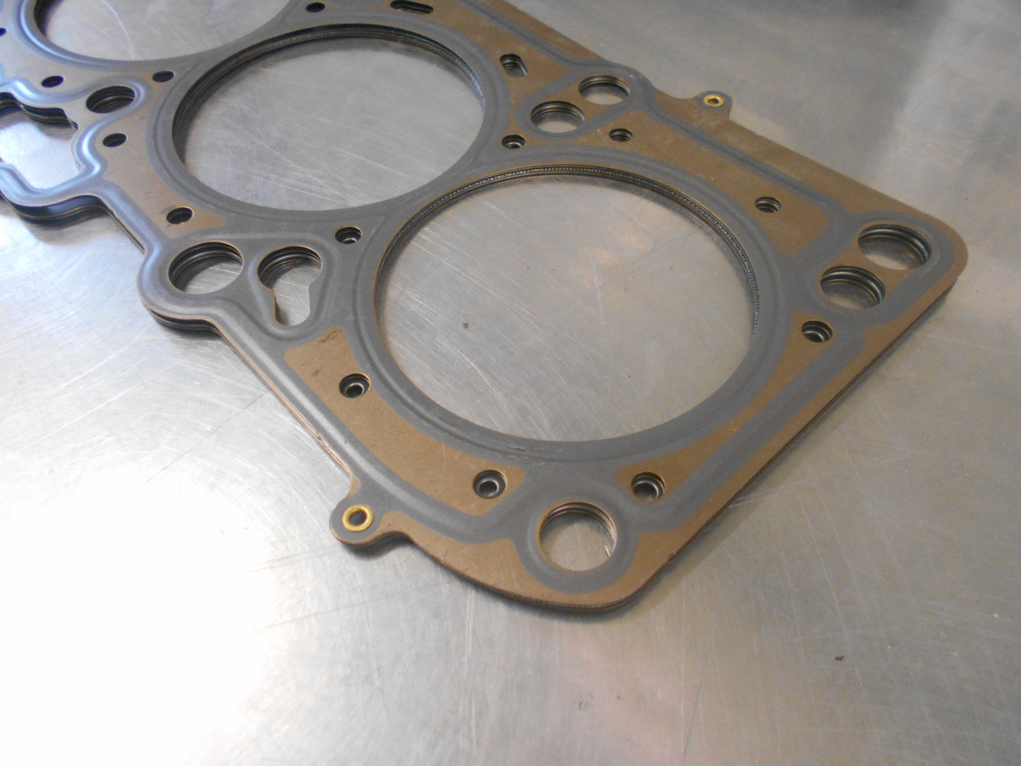 Volkswagen Various Models Genuine Cylinder Head Gasket New Part