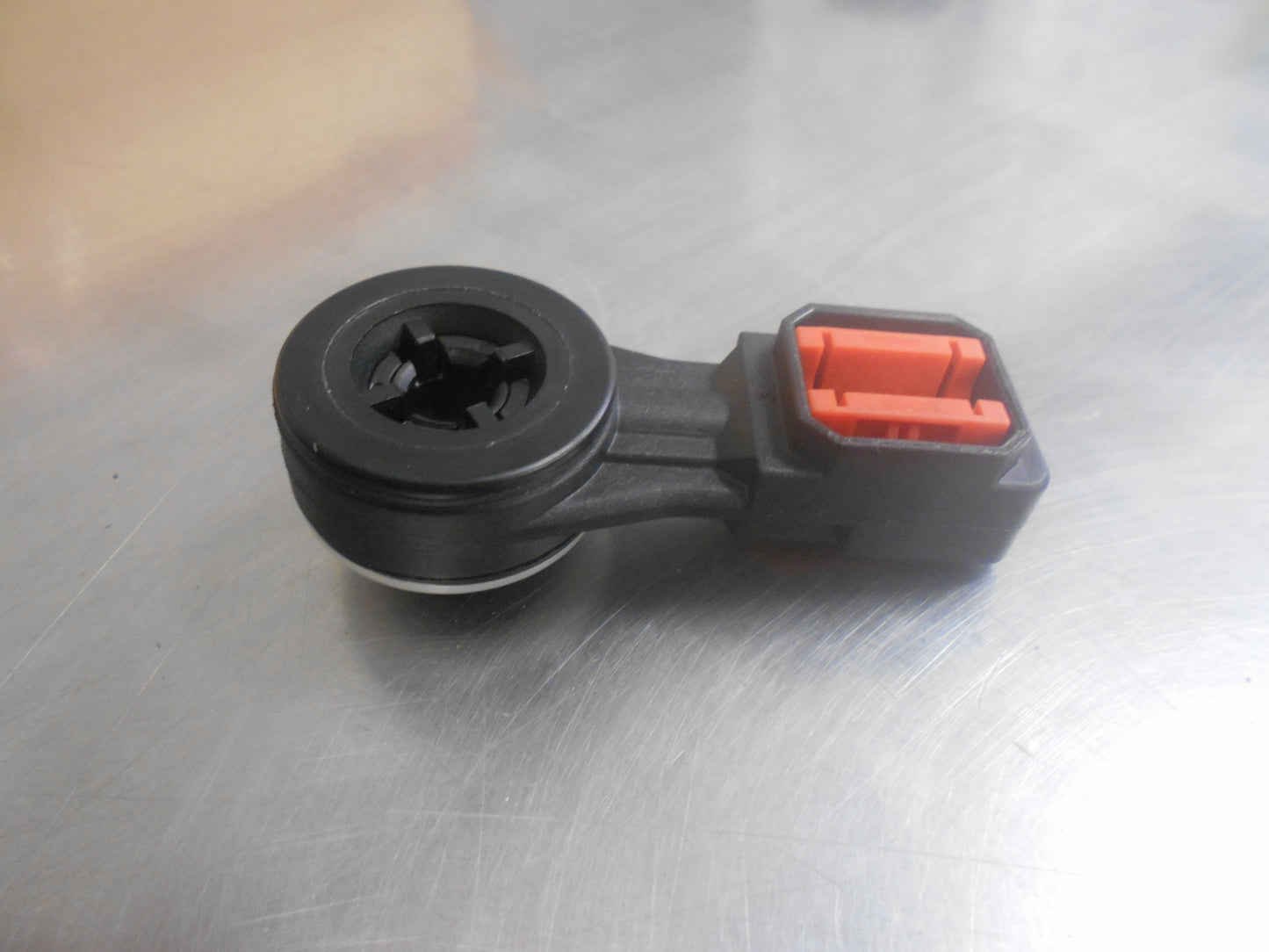 Ford Fiesta Genuine Gear Shift Lever Cable End New Part