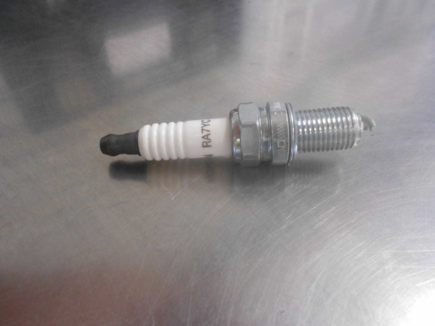 Holden Barina MJ-Spark CD-CDX Genuine Spark Plug Single New Part