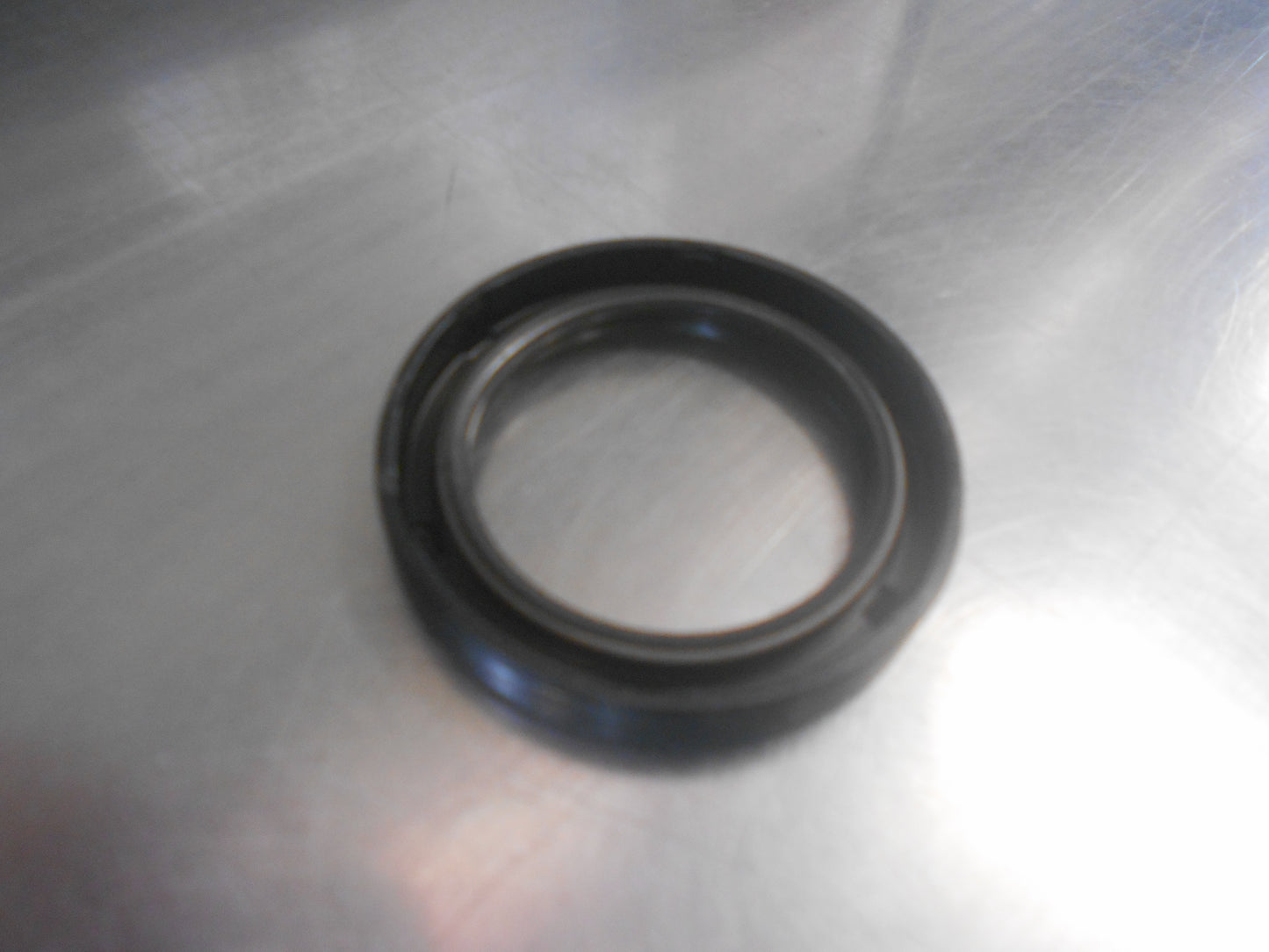 Holden Commodore Genuine T5 Transmission Rear Oil Seal New Part