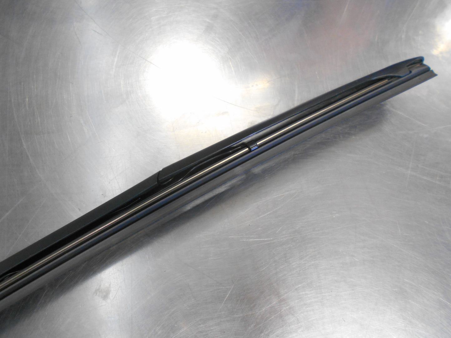 Suzuki Kizashi Genuine Front Wiper Blade New Part