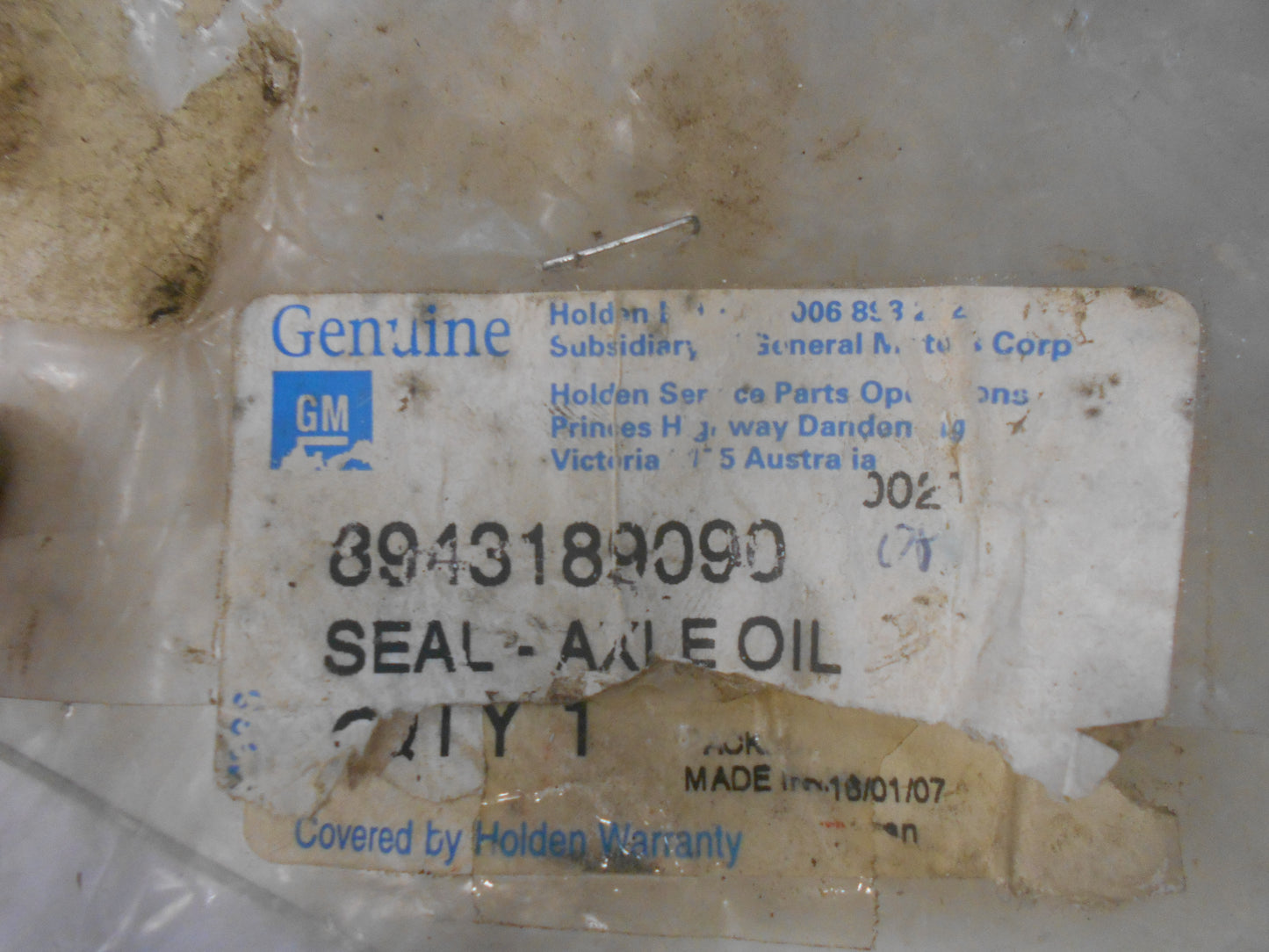 Holden Rodeo Genuine Rear Axle Inner Oil Seal Pair New Part