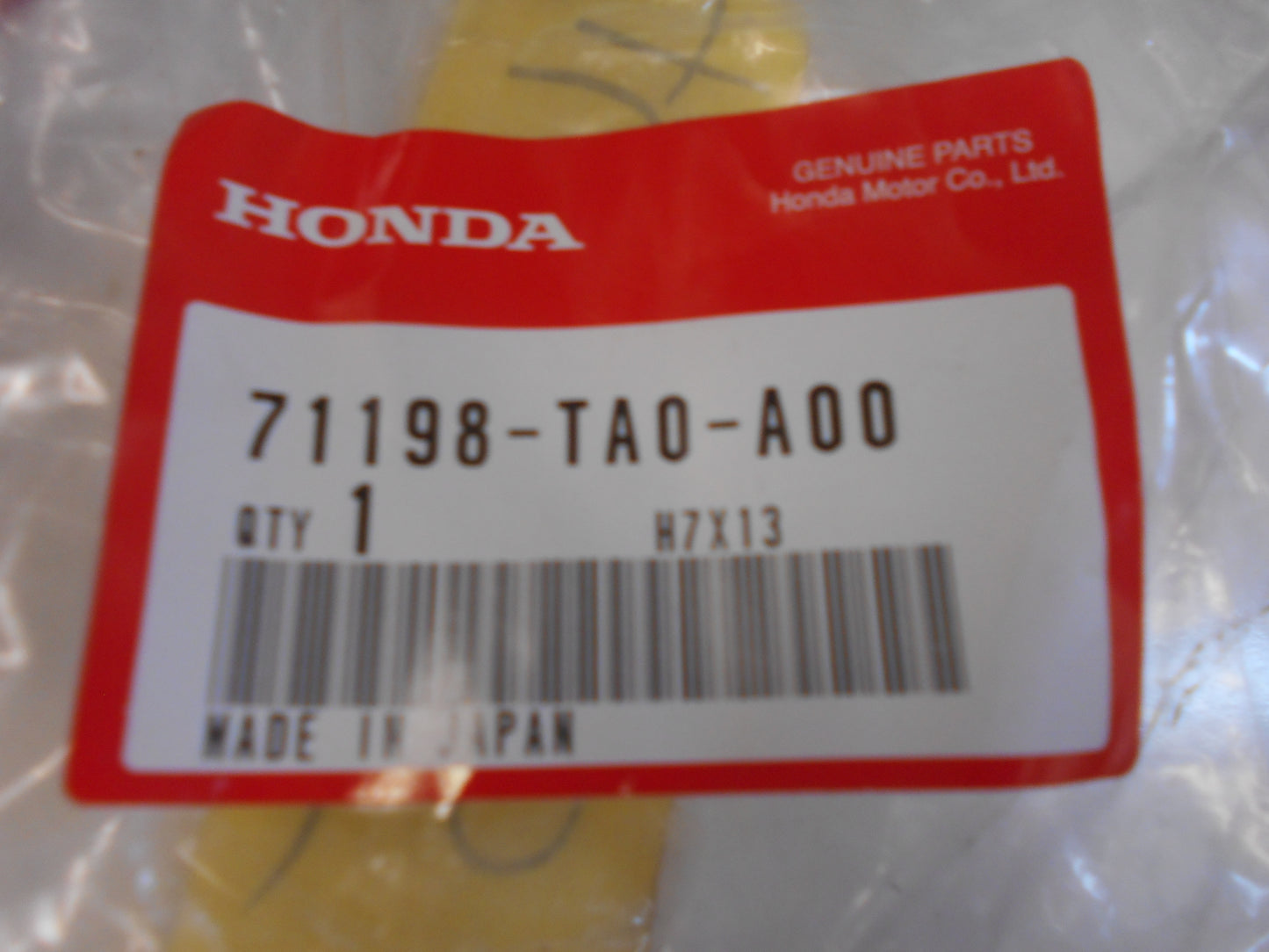 Honda Accord Genuine Left Hand Front Bumper Spacer New Part
