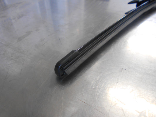 Nissan Qashqai +2 Genuine Left Hand Wiper Blade New Part