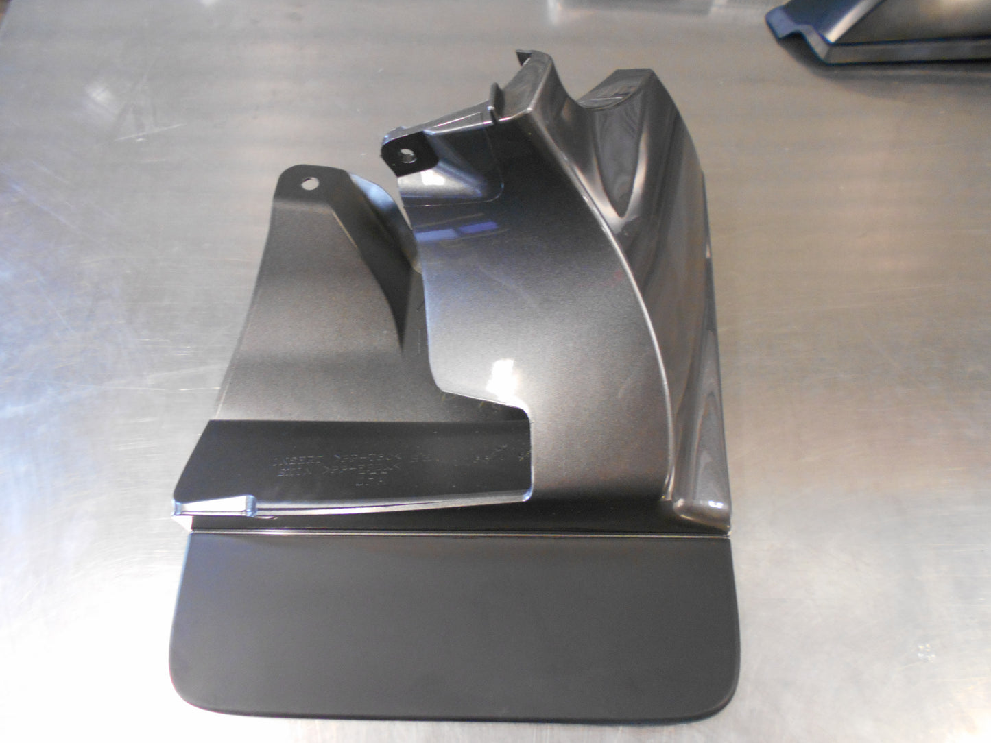 Toyota Landcruiser Prado Genuine Right Hand Front Mud Flap New Part