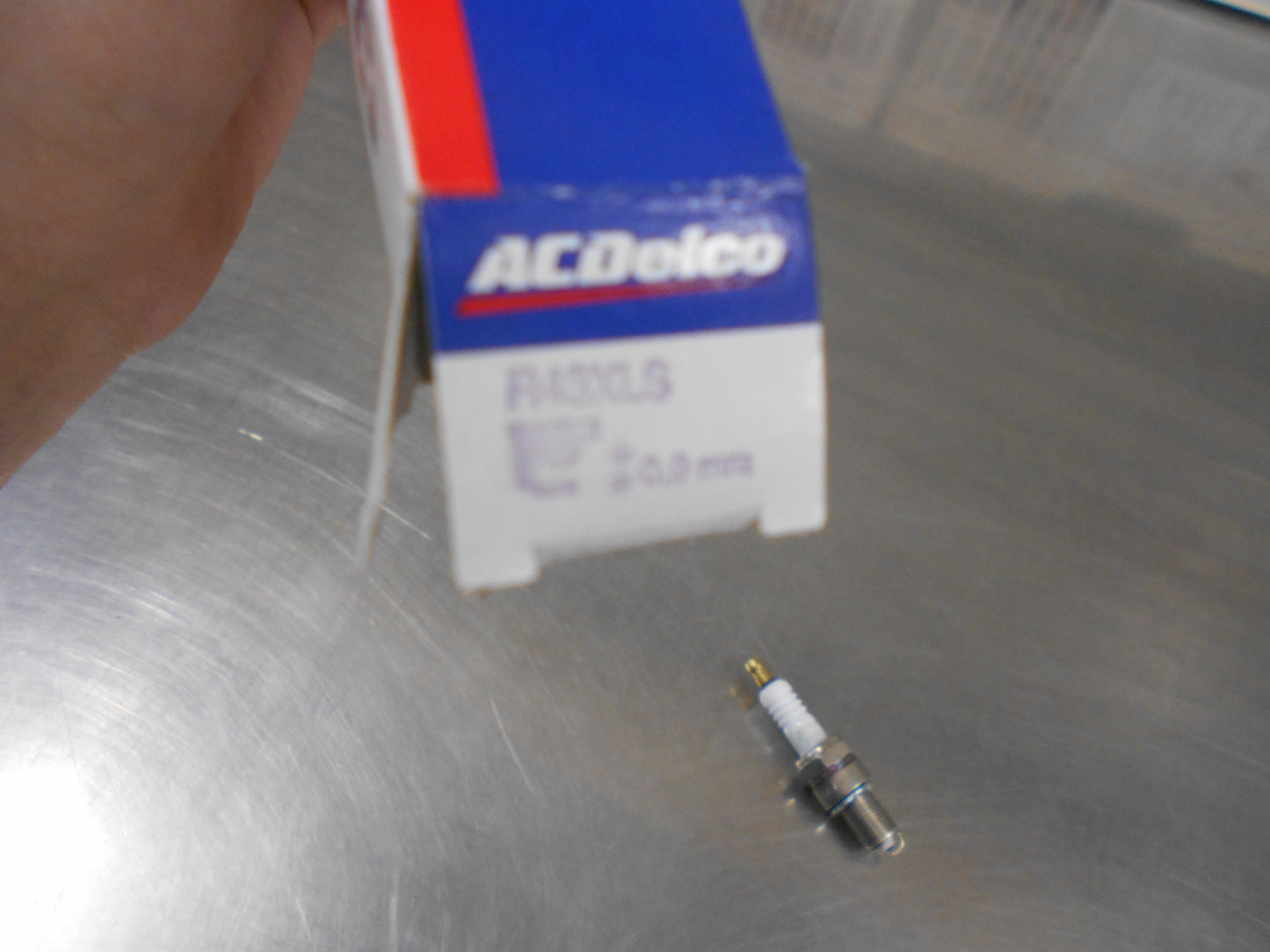 Holden, Ford, Toyota Various Models Genuine Spark Plugs New Part