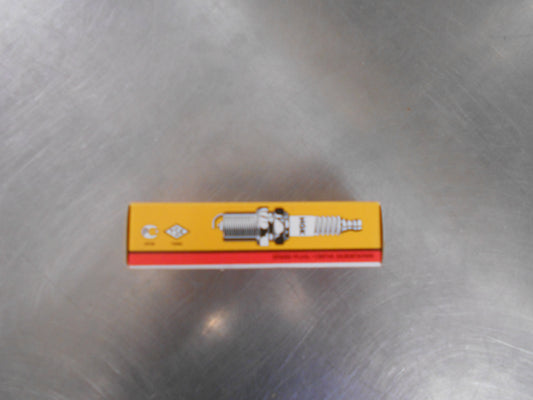 NGK Spark Plug Suits Marine Outboards Yamaha/Nissan/Mitsubishi New Part
