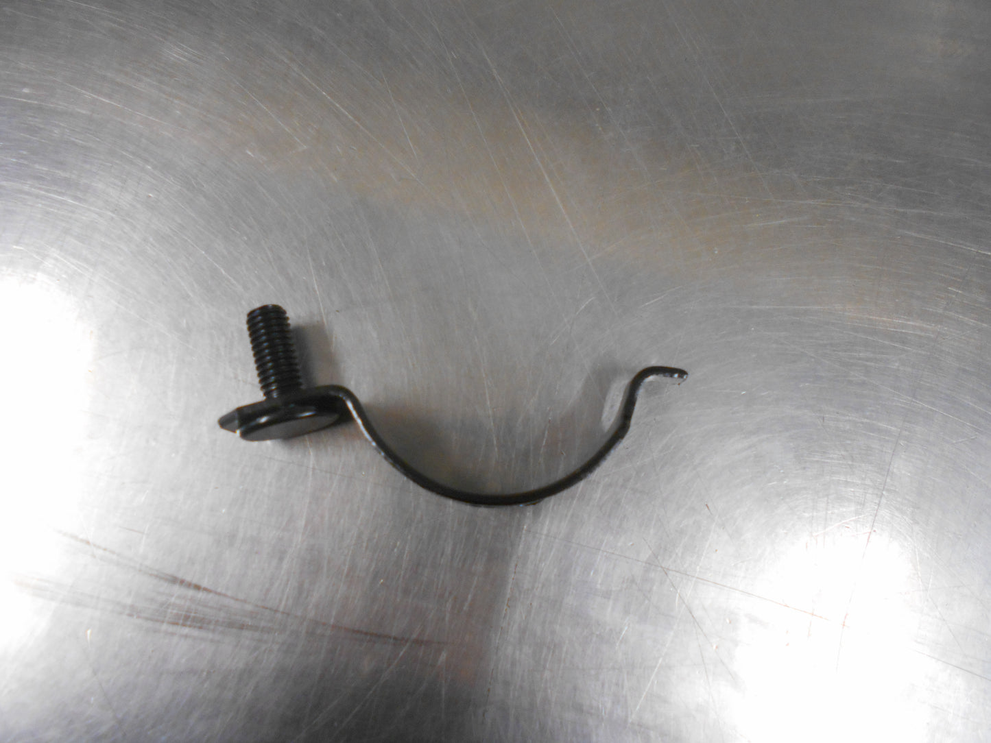 Mitsubishi Triton / Pajero Genuine Steering Column Support Bracket New Part