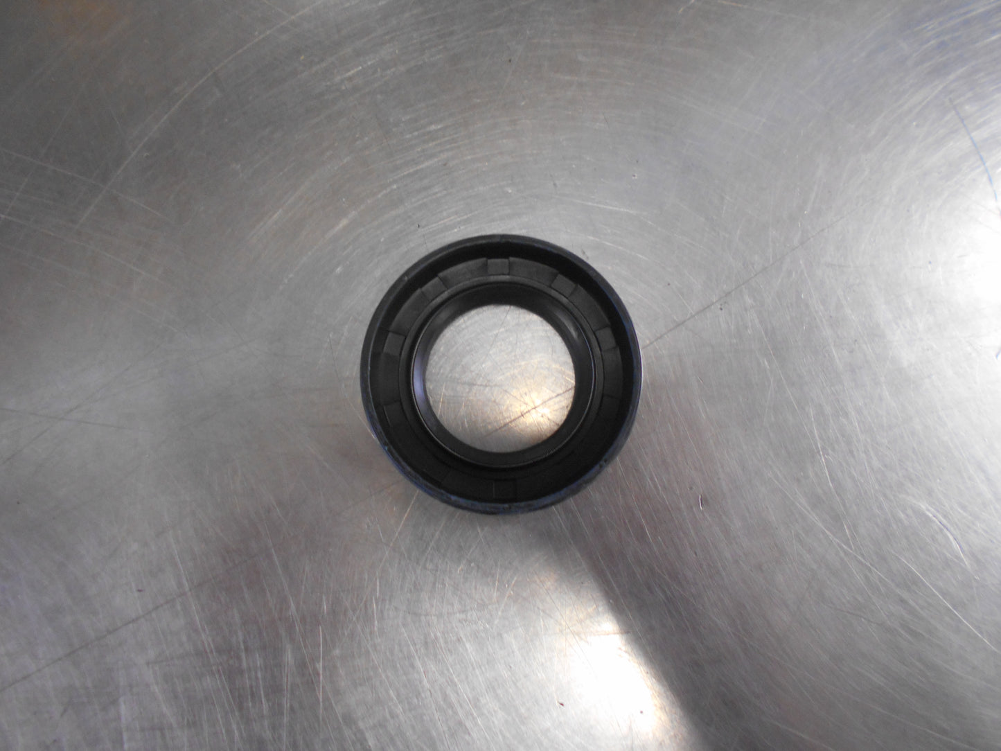 Subaru Impreza/Legacy/Outback/Forester Genuine Manual Transmission Output Shaft Oil Seal New Part