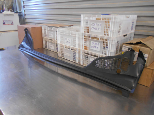 Peugeot 308 Genuine Windscreen Cowl Panel Trim New Part