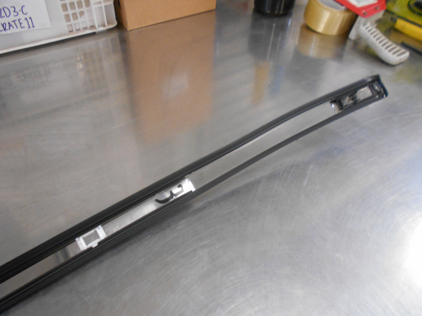 Nissan Qashqai Genuine Left Hand Roof Moulding New Part