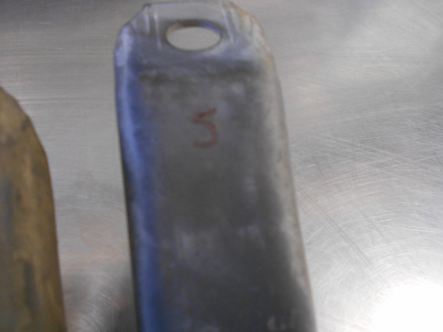 Left/Right Hand Side Step Bracket