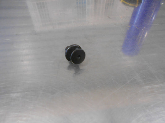 Toyota RAV4/Highlander/Camry Genuine Rocker Molding Lower Clip New Part