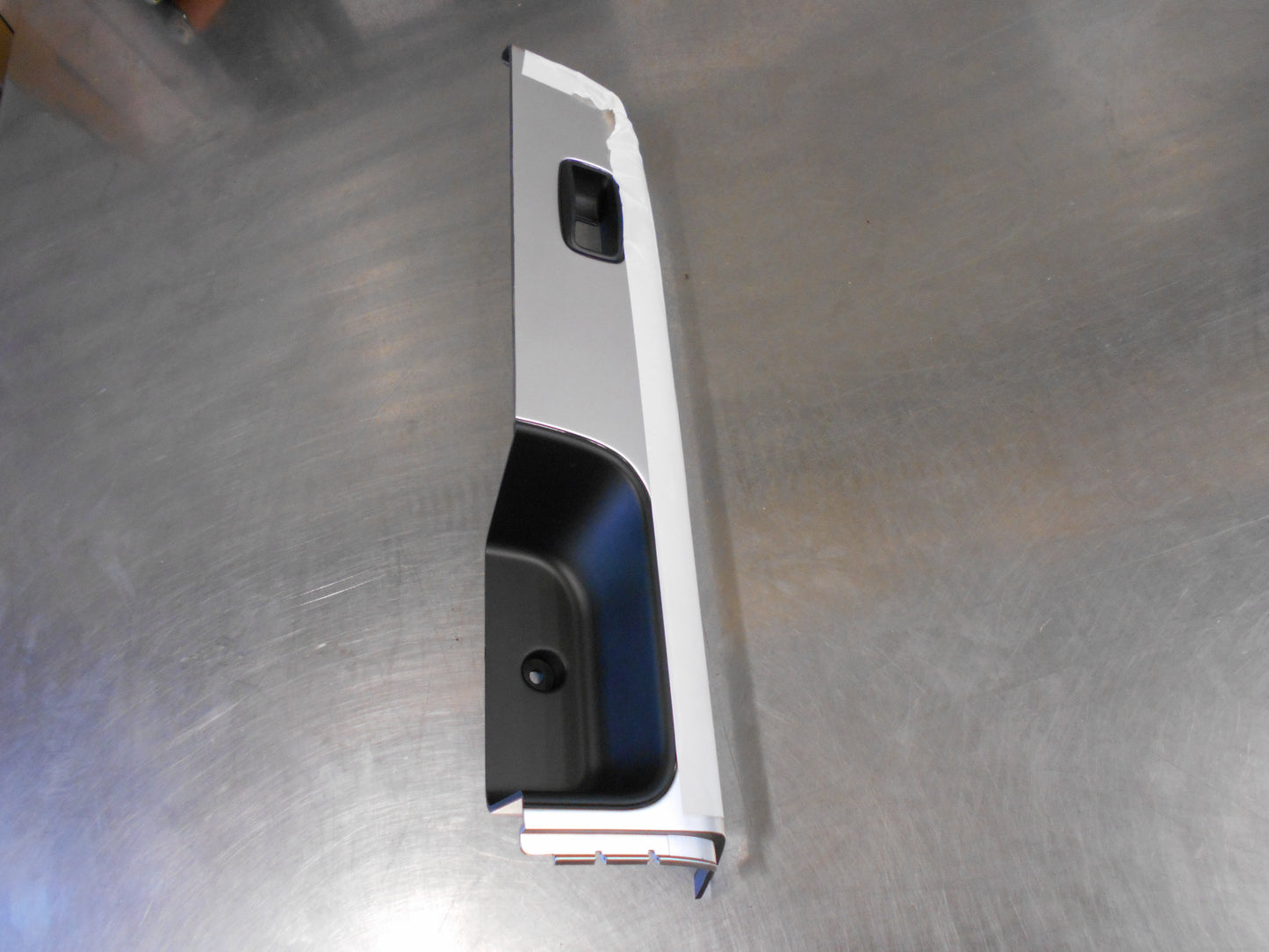 Nissan GU Patrol Genuine Left Hand Front Power Window Switch Panel New Part