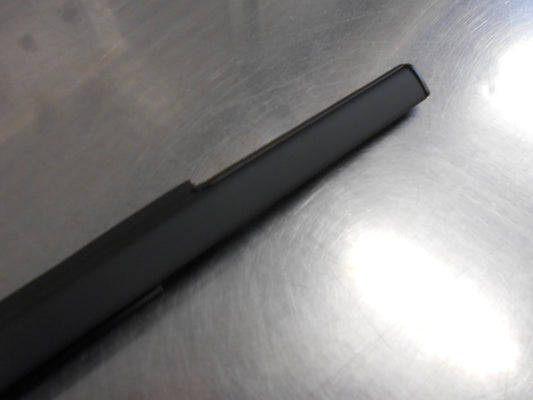 Nissan Juke Genuine Front Left Hand Door Belt Moulding New Part