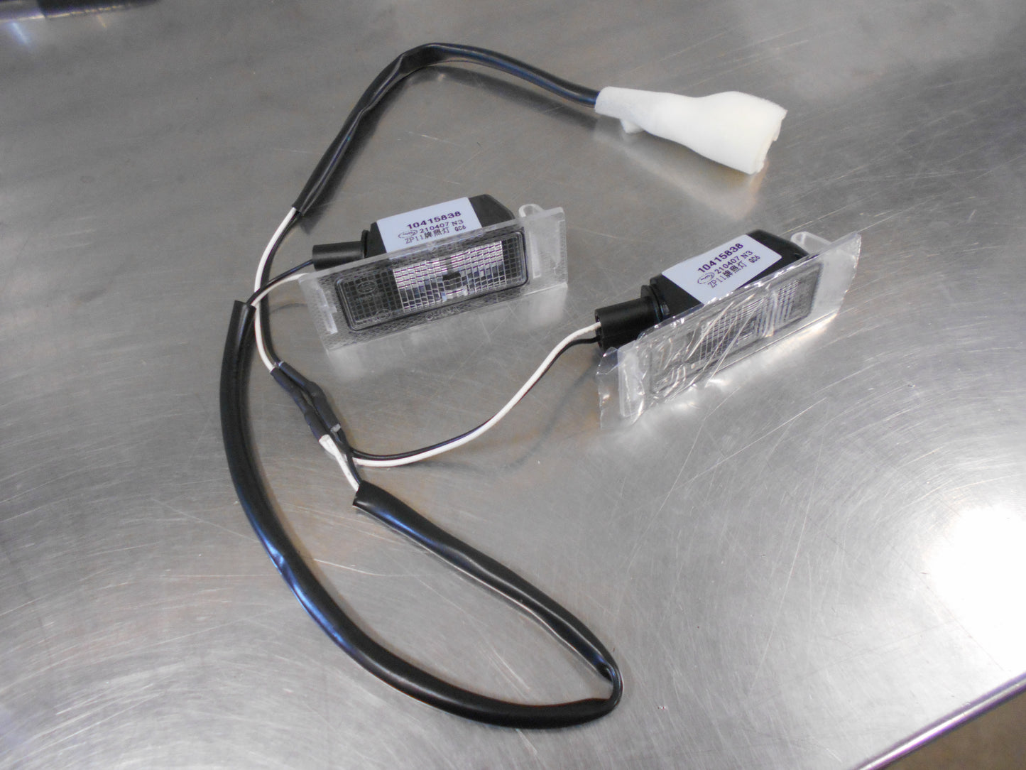 MG ZS Genuine License Plate Lights New Part