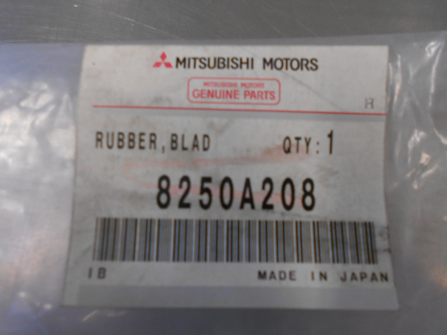 Mitsubishi Delica Genuine Rubber Wiper Blade New Part