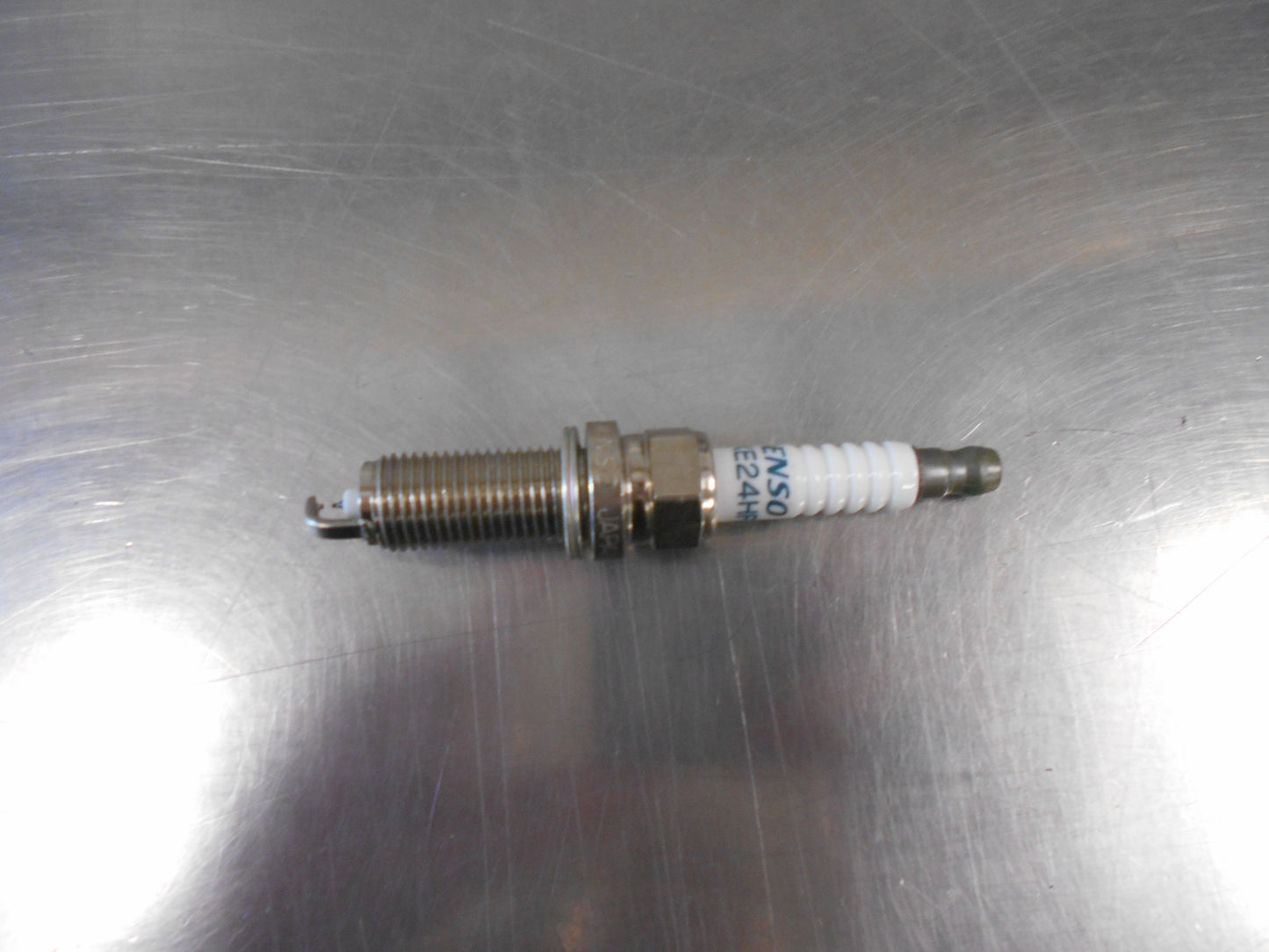 Nissan 370Z/Skyline Infiniti G Genuine Spark Plug New Part
