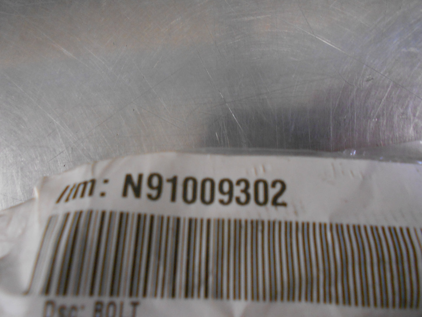 Volkswagen Touareg/Audi Q7 Genuine Bolt New part