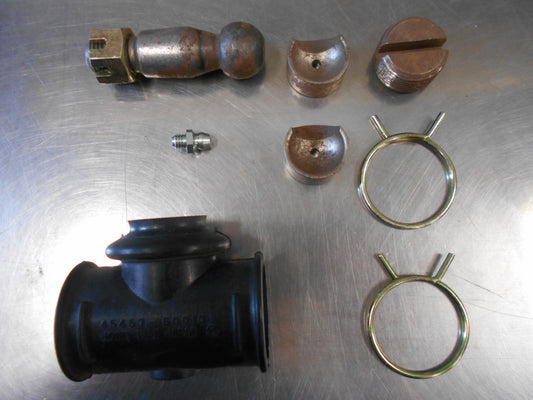 Maxi Trac Drag Link End Repair Kit Suits Toyota Landcruiser 60/70 Series INCOMPLETE New Part