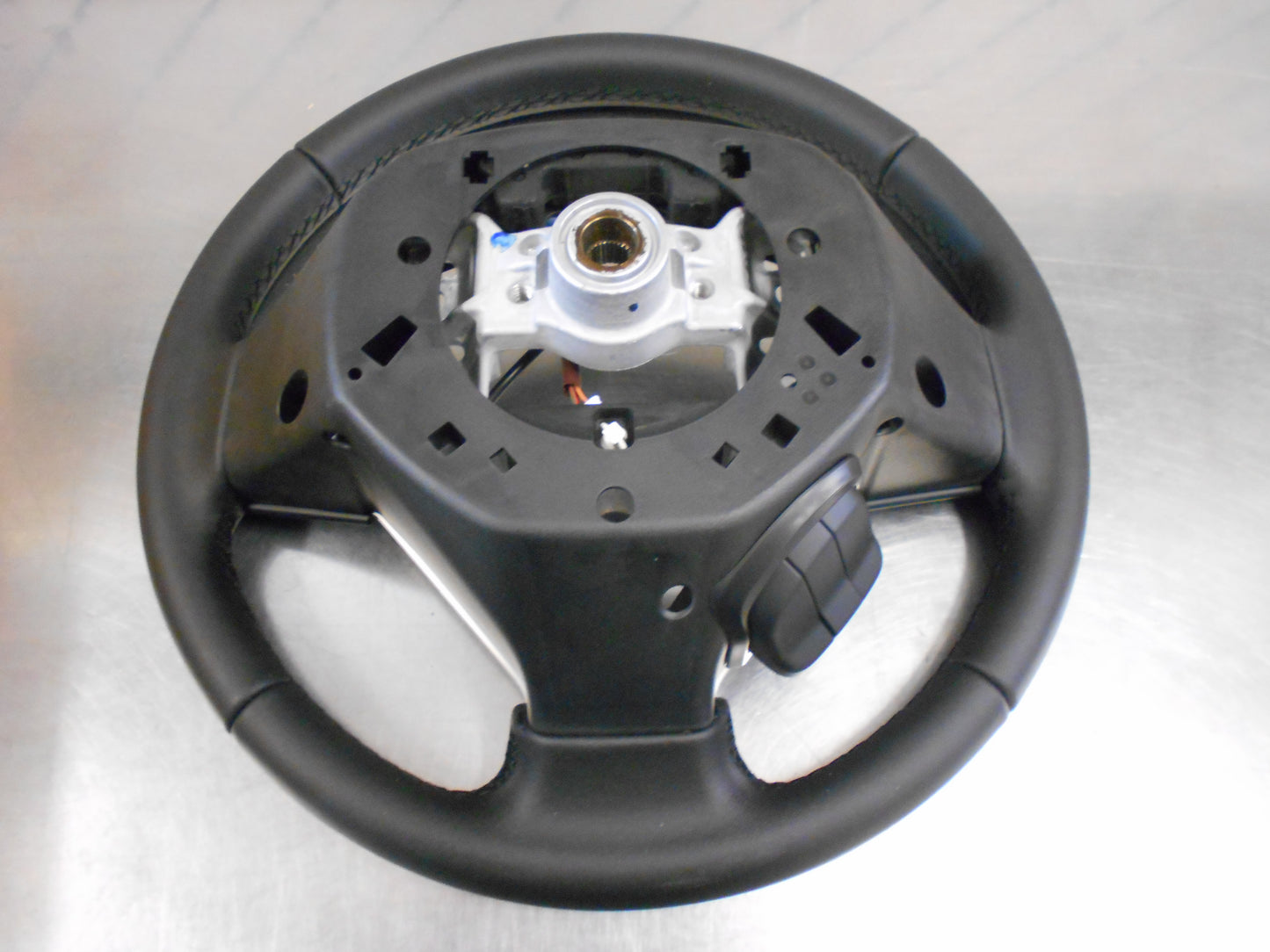 Suzuki Vitara LY Genuine Steering Wheel New Part