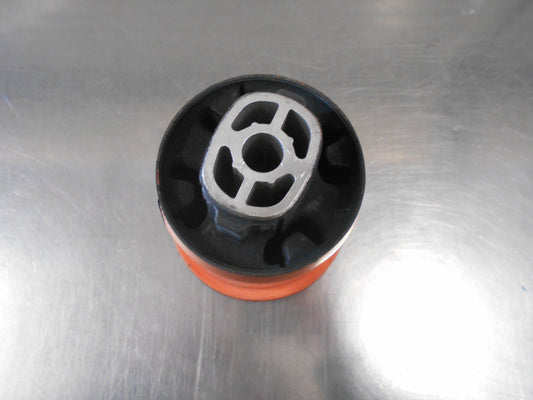 PEUGEOT 308/3008 Genuine Rear Hub Carrier Bushing New Part