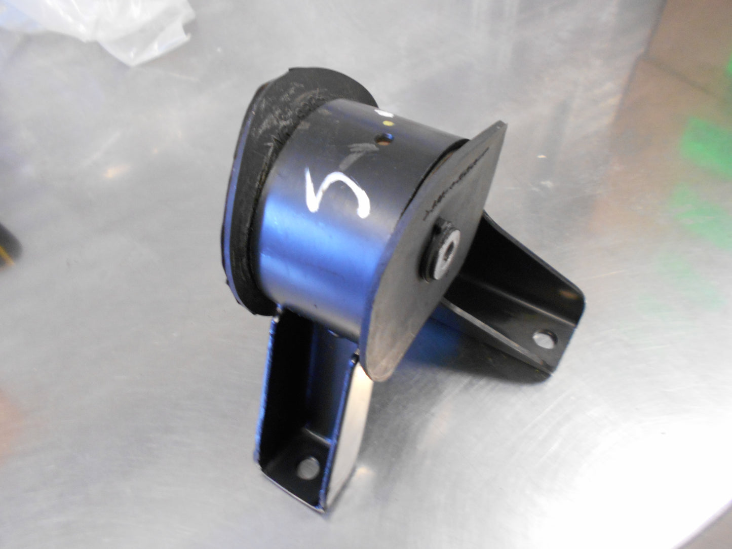 Suzuki Alto Genuine Rear Engine Mount New Part