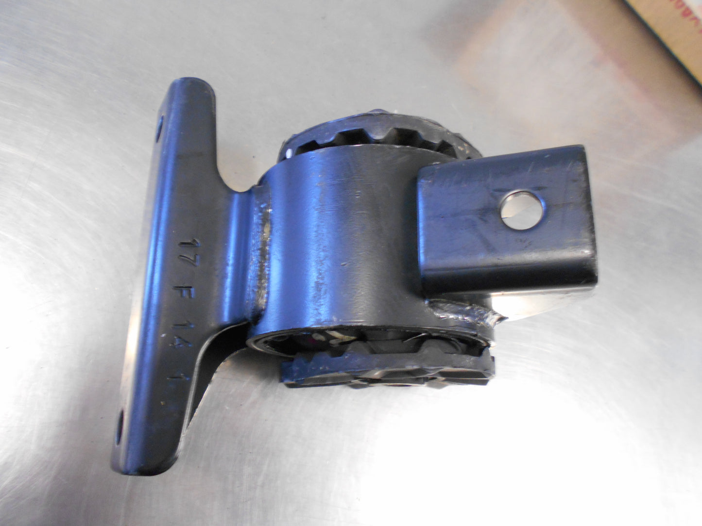 Suzuki Alto Genuine Right Hand Engine Mount New Part
