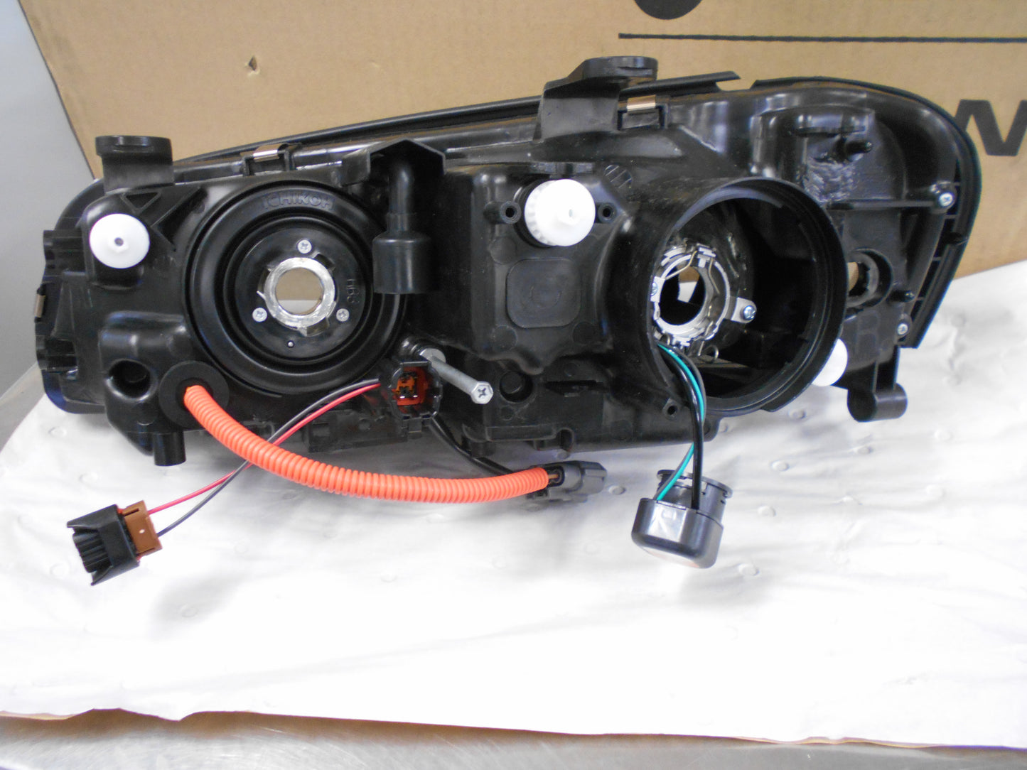Nissan R34 Skyline Genuine Xenon Right Hand Headlight New Part