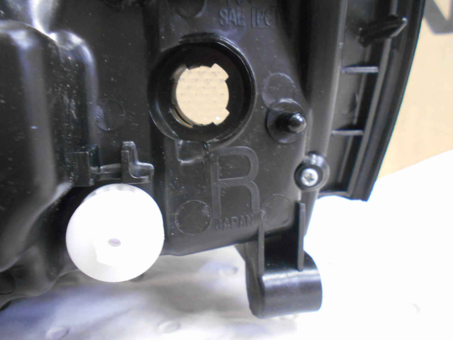 Nissan R34 Skyline Genuine Xenon Right Hand Headlight New Part