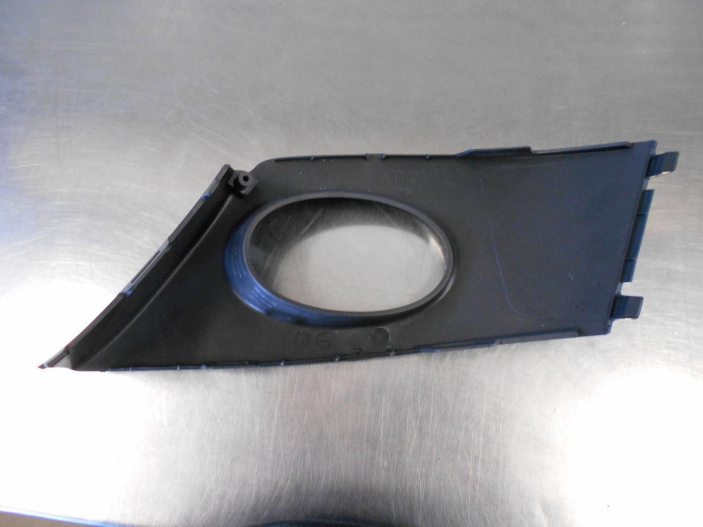 Honda Accord Genuine Front Right Bumper Fog Light Bezel New Part