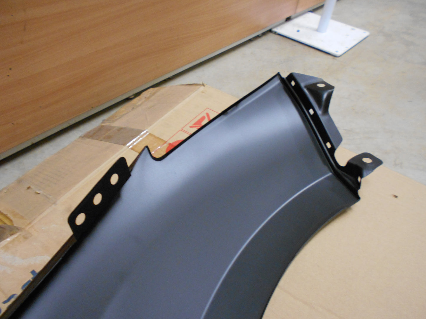 Hyundai i20 Genuine Left Hand Guard New Part