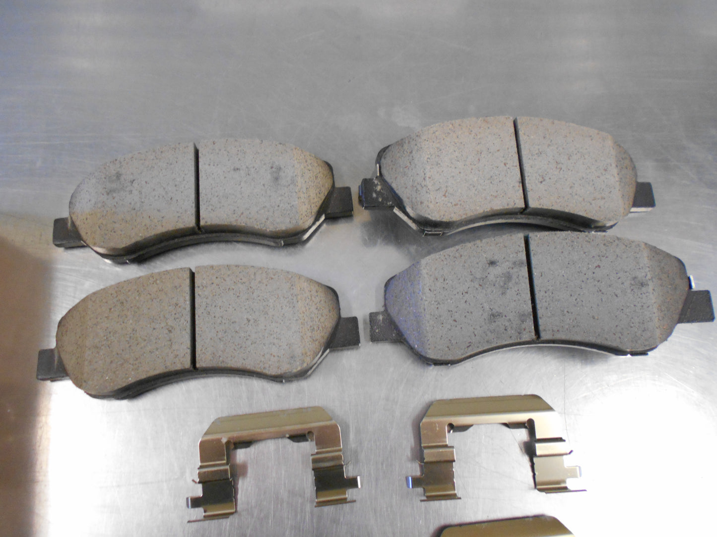 LDV G10 Genuine Front Brake Pads Set New Part