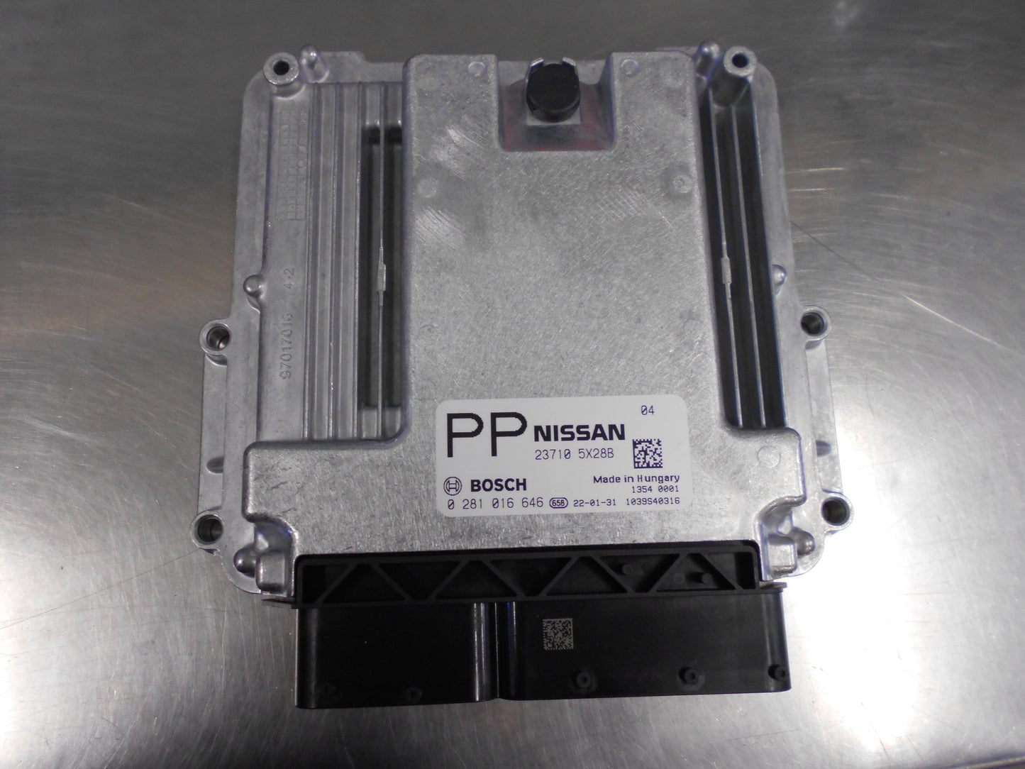 Nissan Navara D40M/Nissan Pathfinder Genuine Engine Control Module Unit New Part