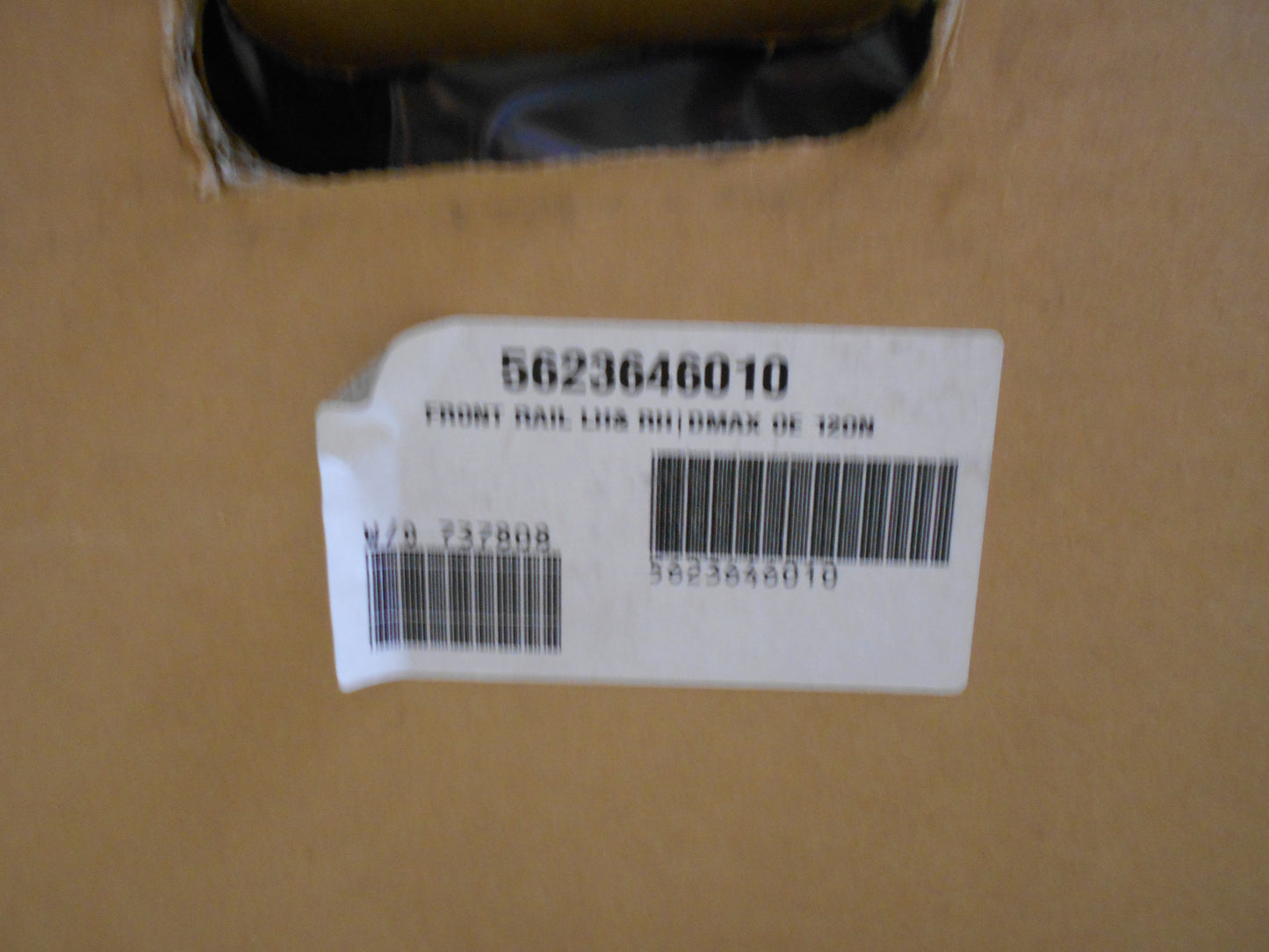 Isuzu D-Max Genuine Right Hand & Left Hand Bull Bar Side Rail / Brush Bars New Part