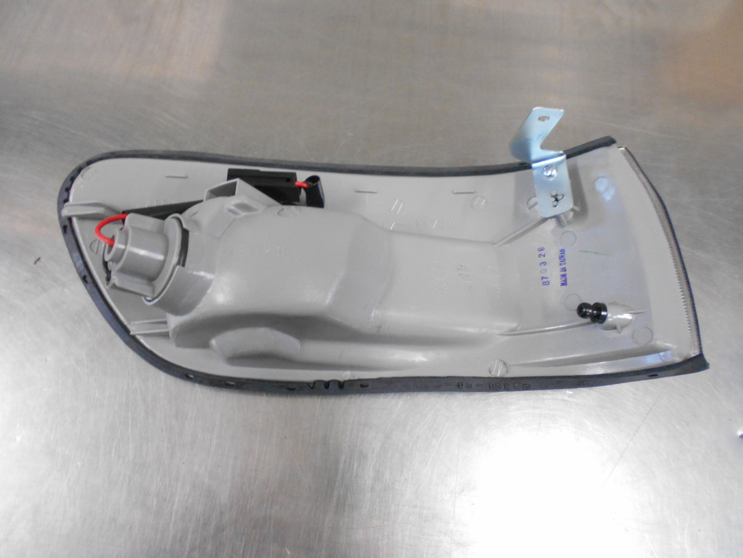 Nissan Bluebird U12 TYC Left hand Indicator New Part