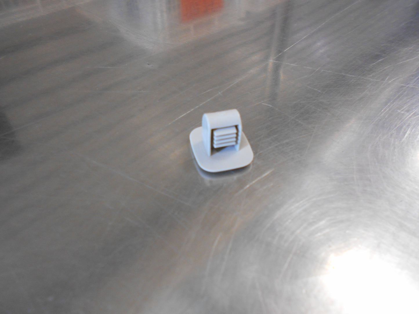 Nissan Qashqai Genuine Roof Trimming Clip New Part