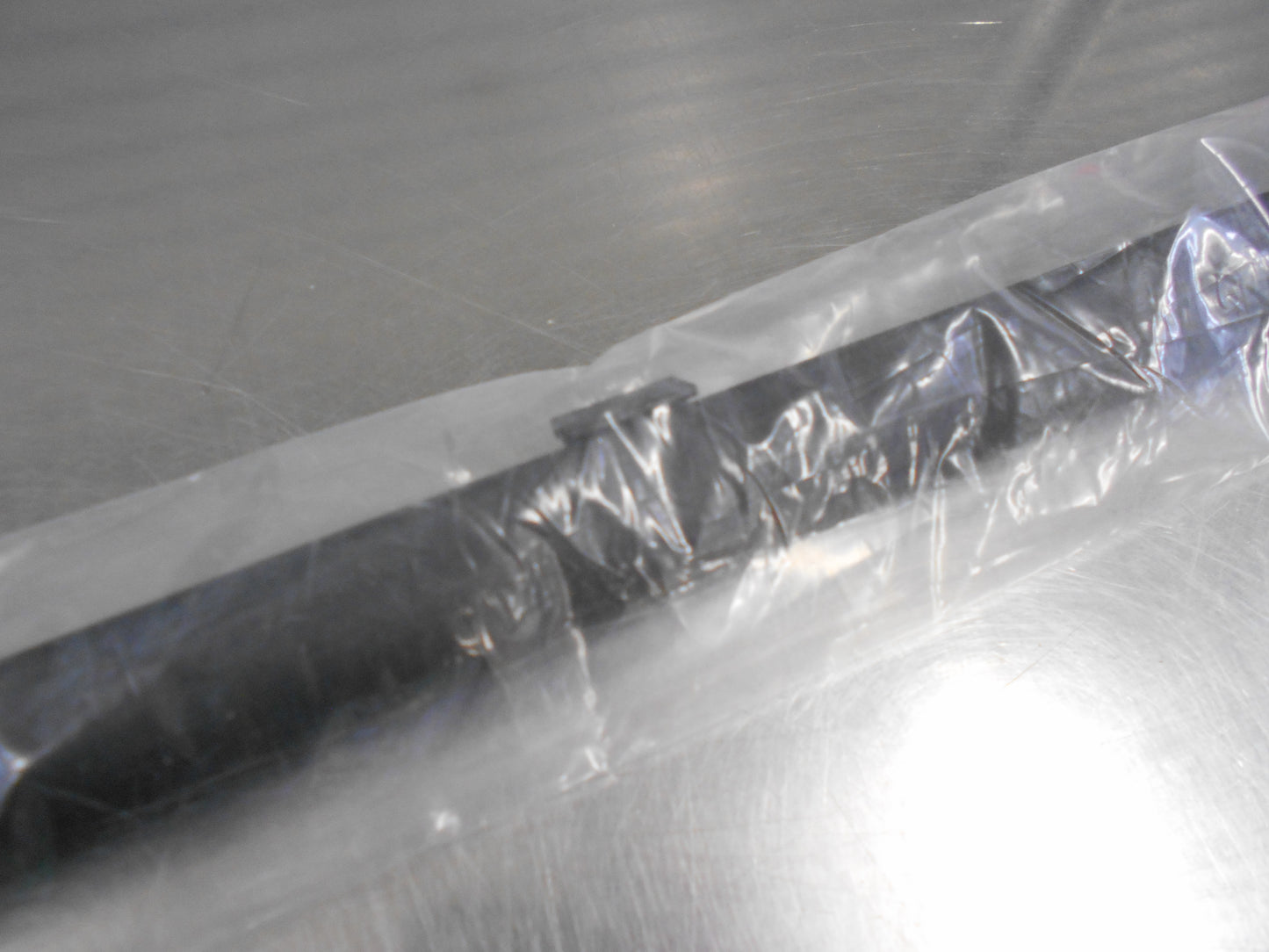 Holden VT VX VY VZ Commodore Genuine Right Hand Front Outer Door Weathershrip Belt New Part