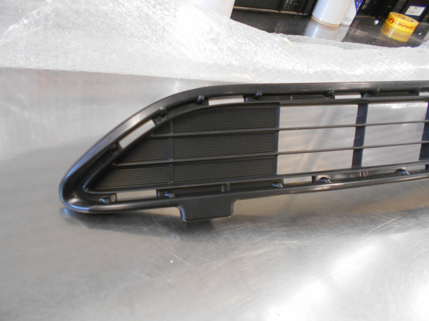 Toyota Rav4 Genuine No.1 Lower Radiator Grille New Part