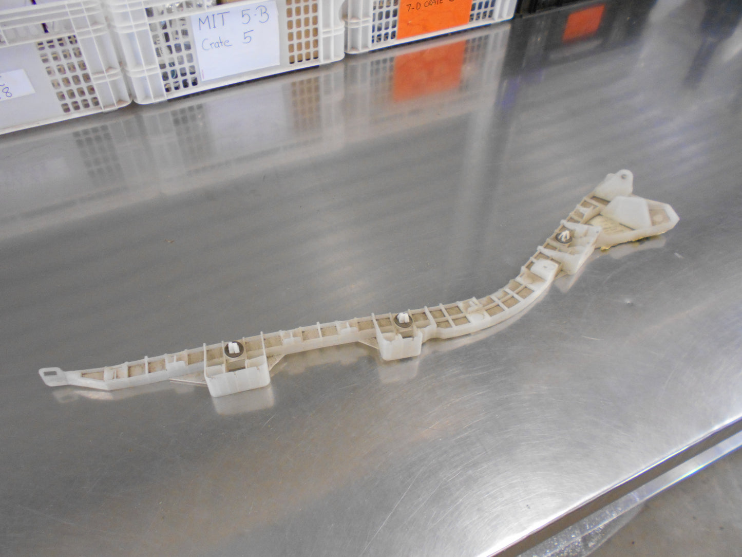 Holden Epica Genuine Rear Bumper Bracket New Part