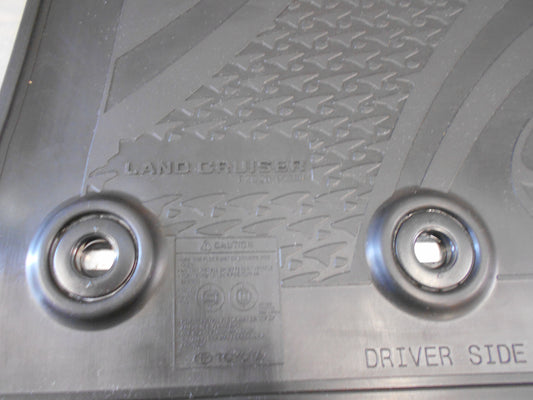 TOYOTA LAND CRUISER GENUINE FRONT RUBBER MATS NEW PART