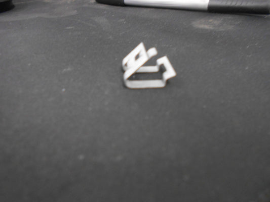 TOYOTA YARIS/COROLLA/AURION/CAMRY Genuine Front Spoiler Clip New Part