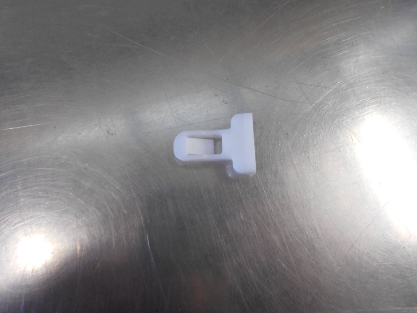 Toyota Various Model Genuine Outside Moulding Retainer New Part