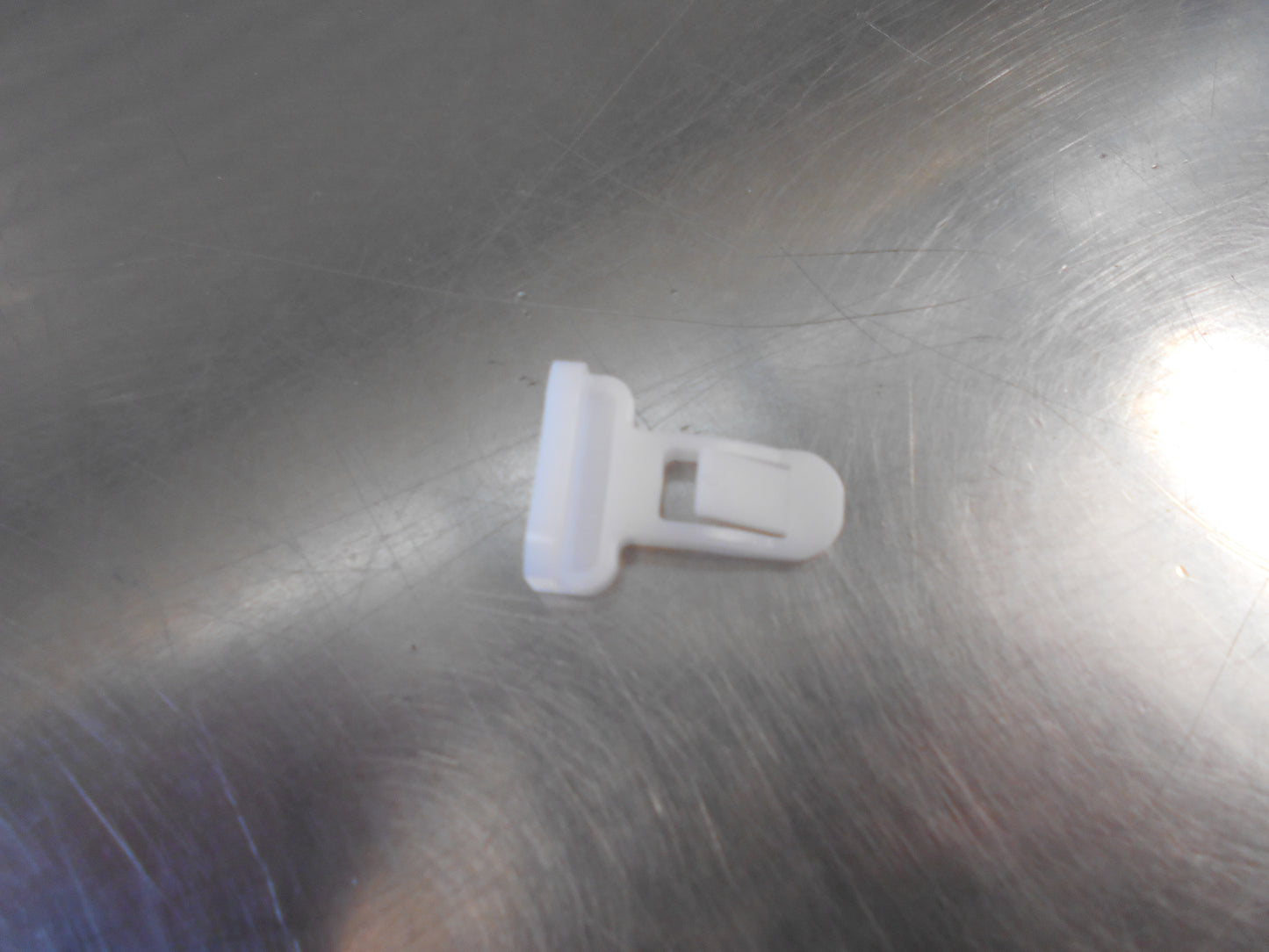 Toyota Various Model Genuine Outside Moulding Retainer New Part