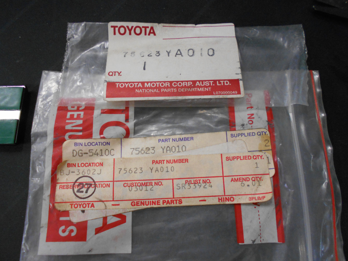 Toyota Corolla Genuine Right Hand Rear Door Moulding New Part