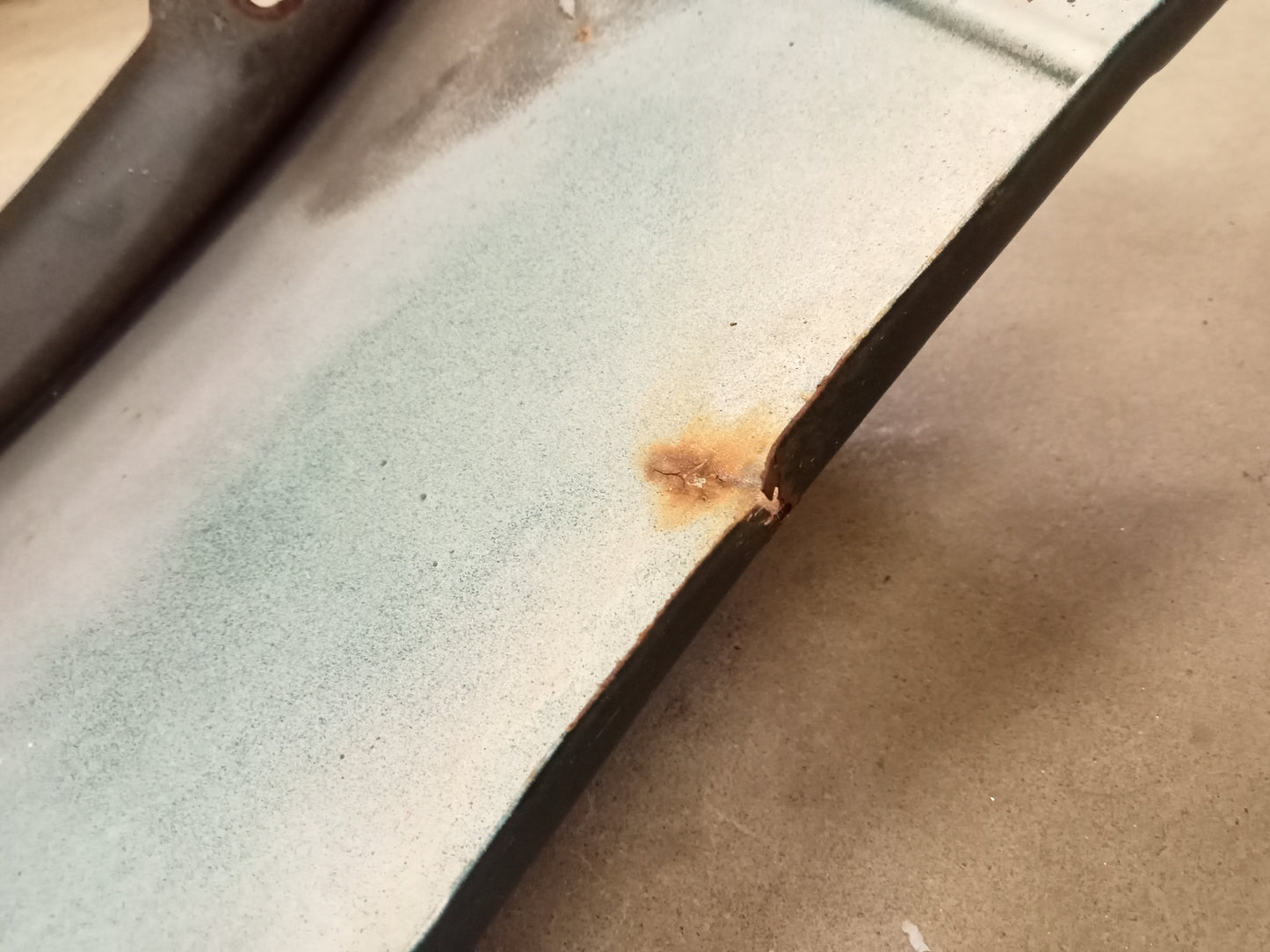 Holden VS Commodore Genuine Right Hand Front Guard Used Part