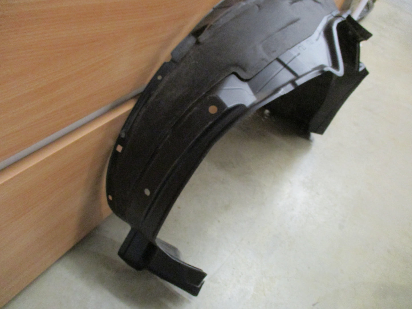 TOYOTA COROLLA Genuine Left Hand Front Guard Liner New Part