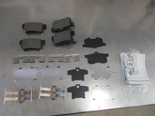 Suzuki Kizashi 2.4L Genuine Rear Brake Pads New Part