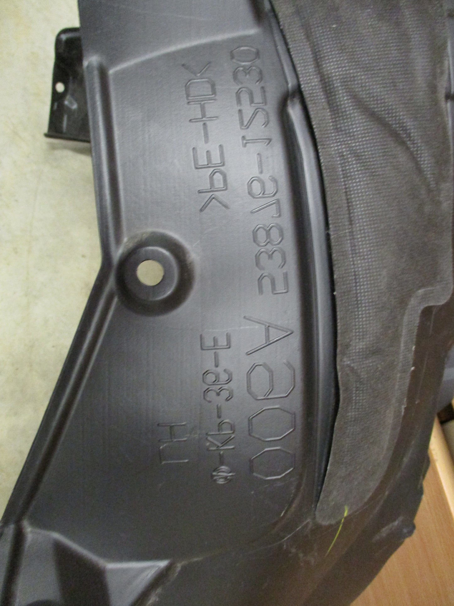TOYOTA COROLLA Genuine Left Hand Front Guard Liner New Part