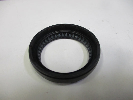 Isuzu Genuine Oil Seal Rear Transfer Case New
